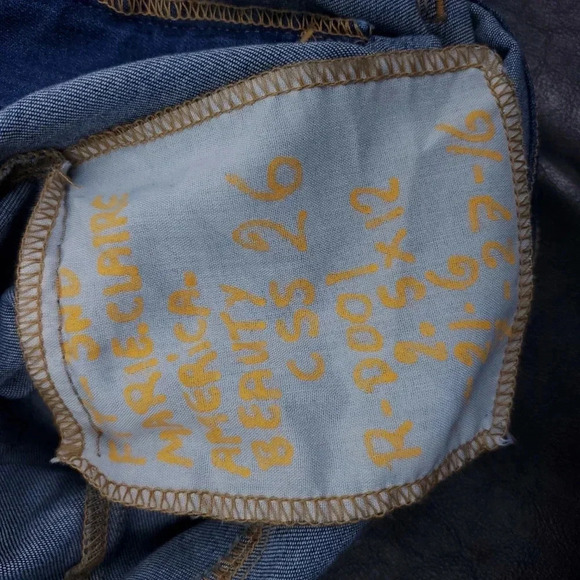 SIWY LA Denim Distressed Jeans Asymmetrical hem  size 26 - Picture 9 of 9